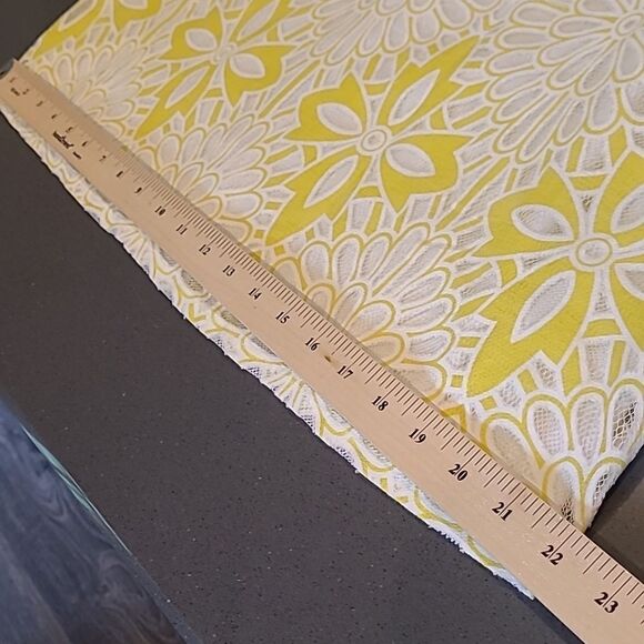 Weston sz M lemon lace overlay dress - Picture 9 of 11